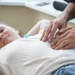 7 fordele ved at få regelmæssig kropsterapi som ung kvinde