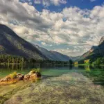 Hvilke støvler passer bedst til brede lægge?