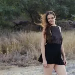 Sådan bærer du strømpebukser i sandaler på en elegant måde